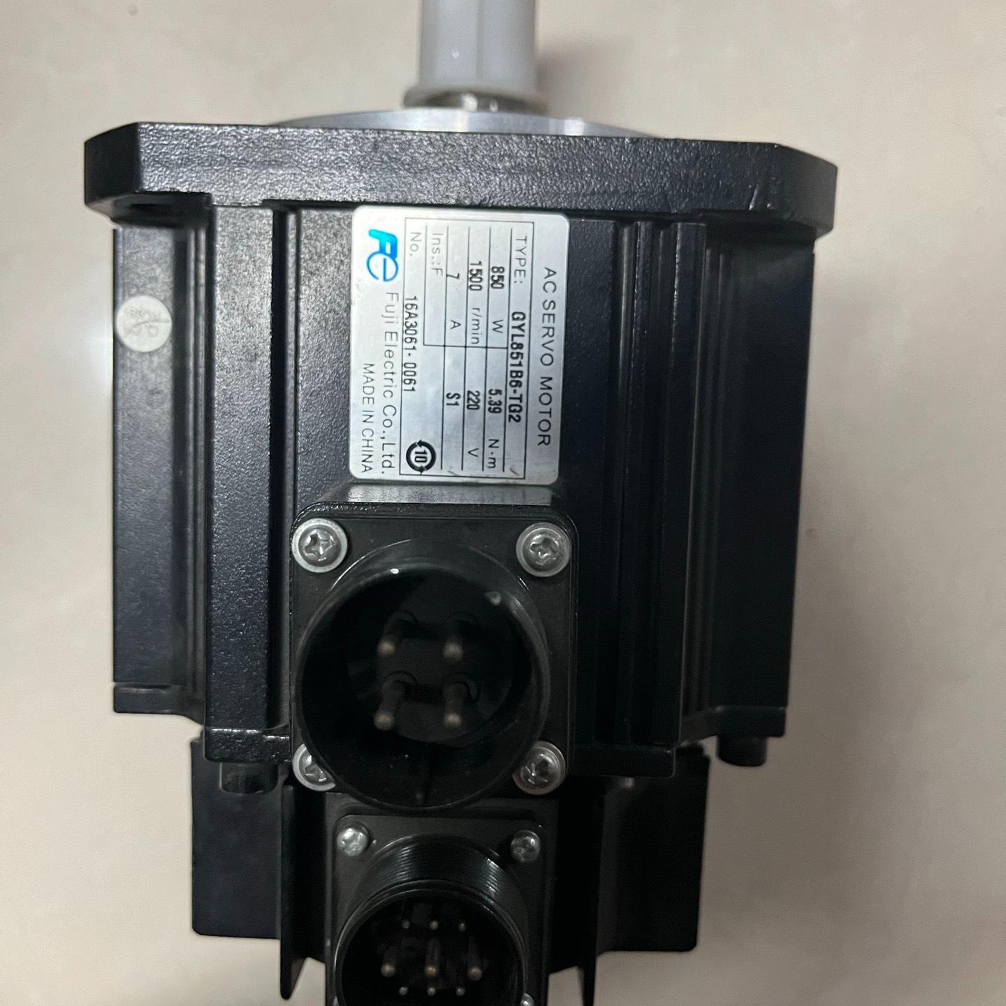 伺服电机GYL851B6-TG2   850W