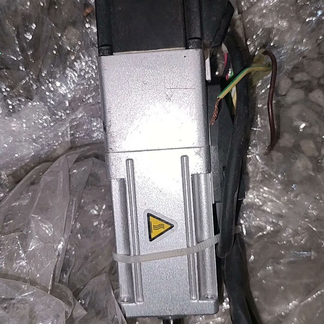 伺服电机MSMF012L1V2M拆机成色很新功能包好的不