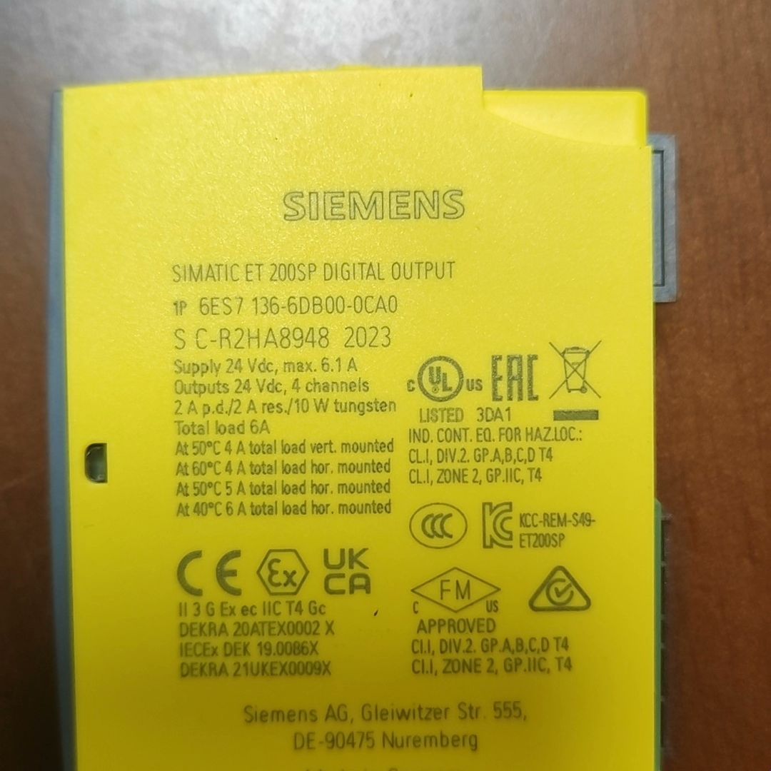 6ES7 136-6DB00-0CA0数字输出模块
