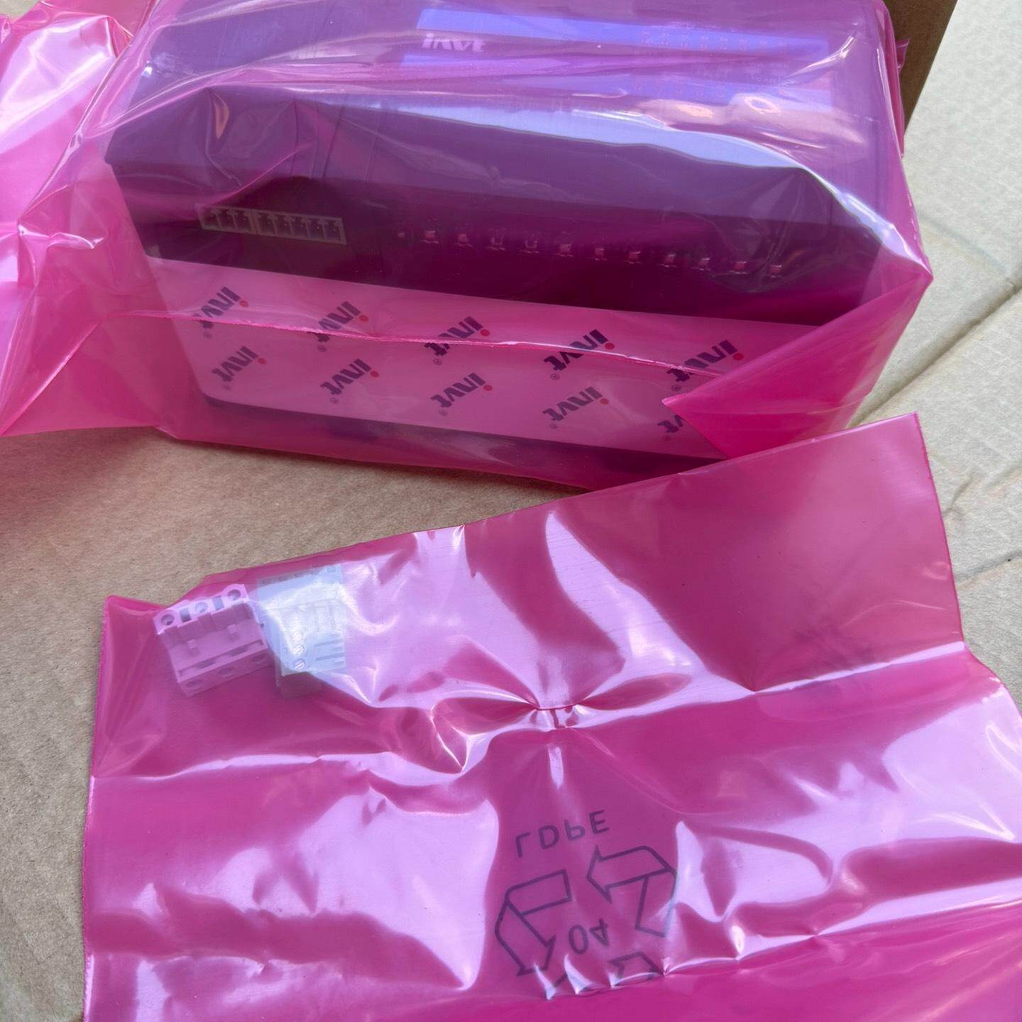 英威腾PLC 型号：IVC3-1616MAT  带