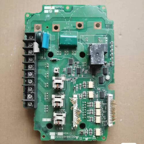 E740系列驱动板 型号BC186A832G52/E74