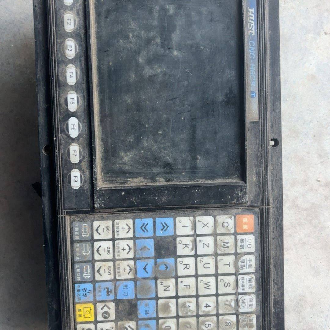 台湾忆图系统HUST-CNC-H6CS-T系统面板。 拆机的
