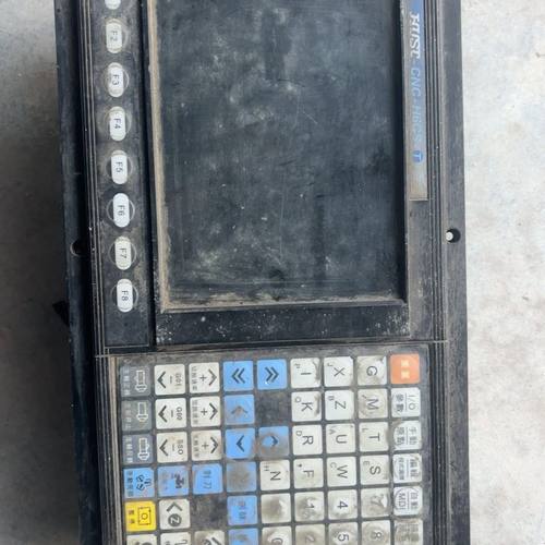 台湾忆图系统HUST-CNC-H6CS-T系统面板。 拆机的