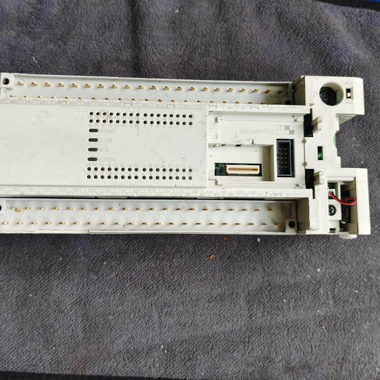 PLC FX3U-64MT/ES-A 2021年4月生产