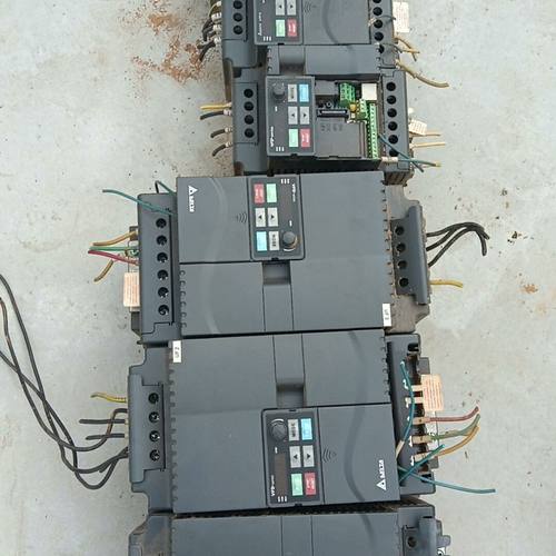 台达VFD055E43A变频器5.5Kw