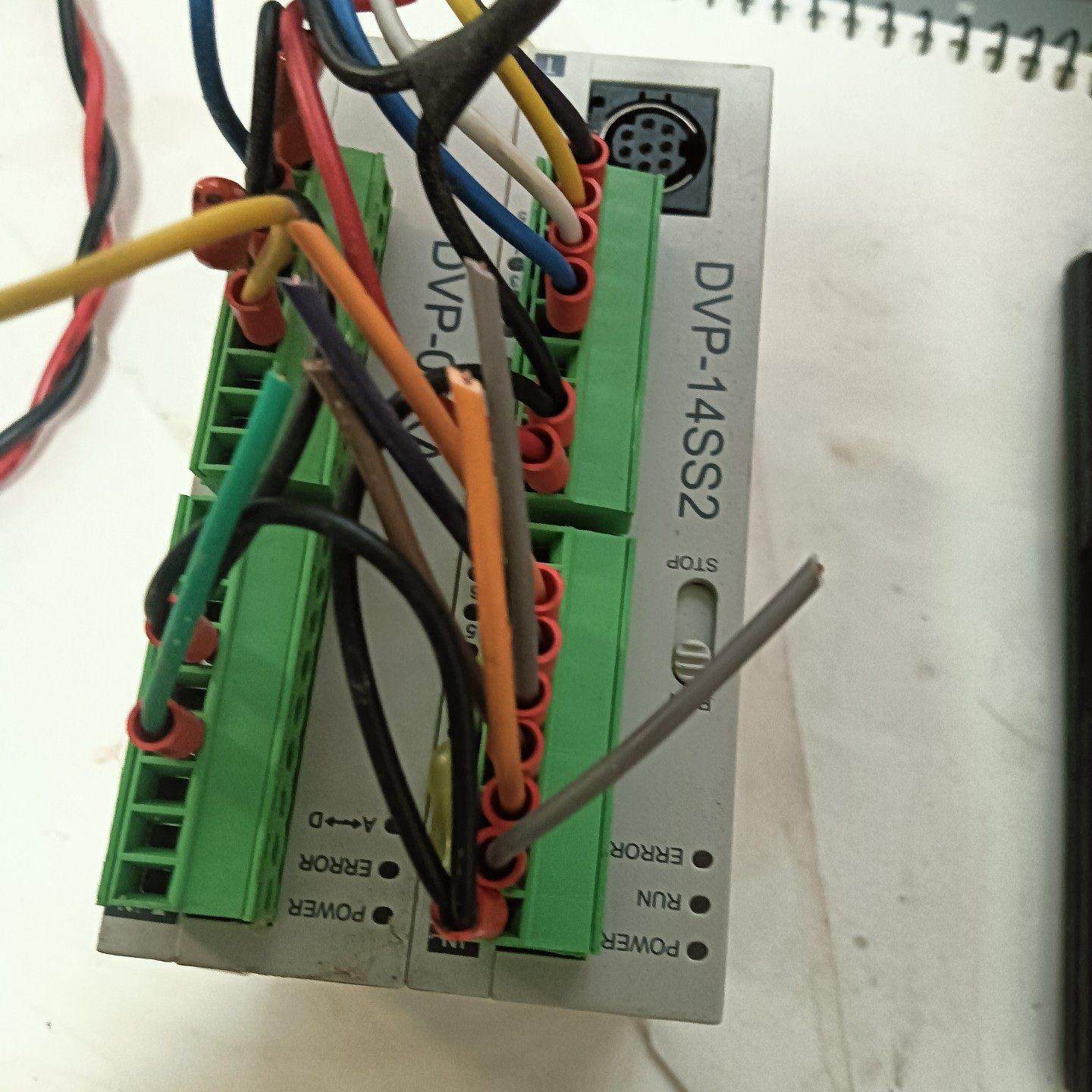 台达PLC模块DVP-14SS2 拆机品 功能正常。外观成色