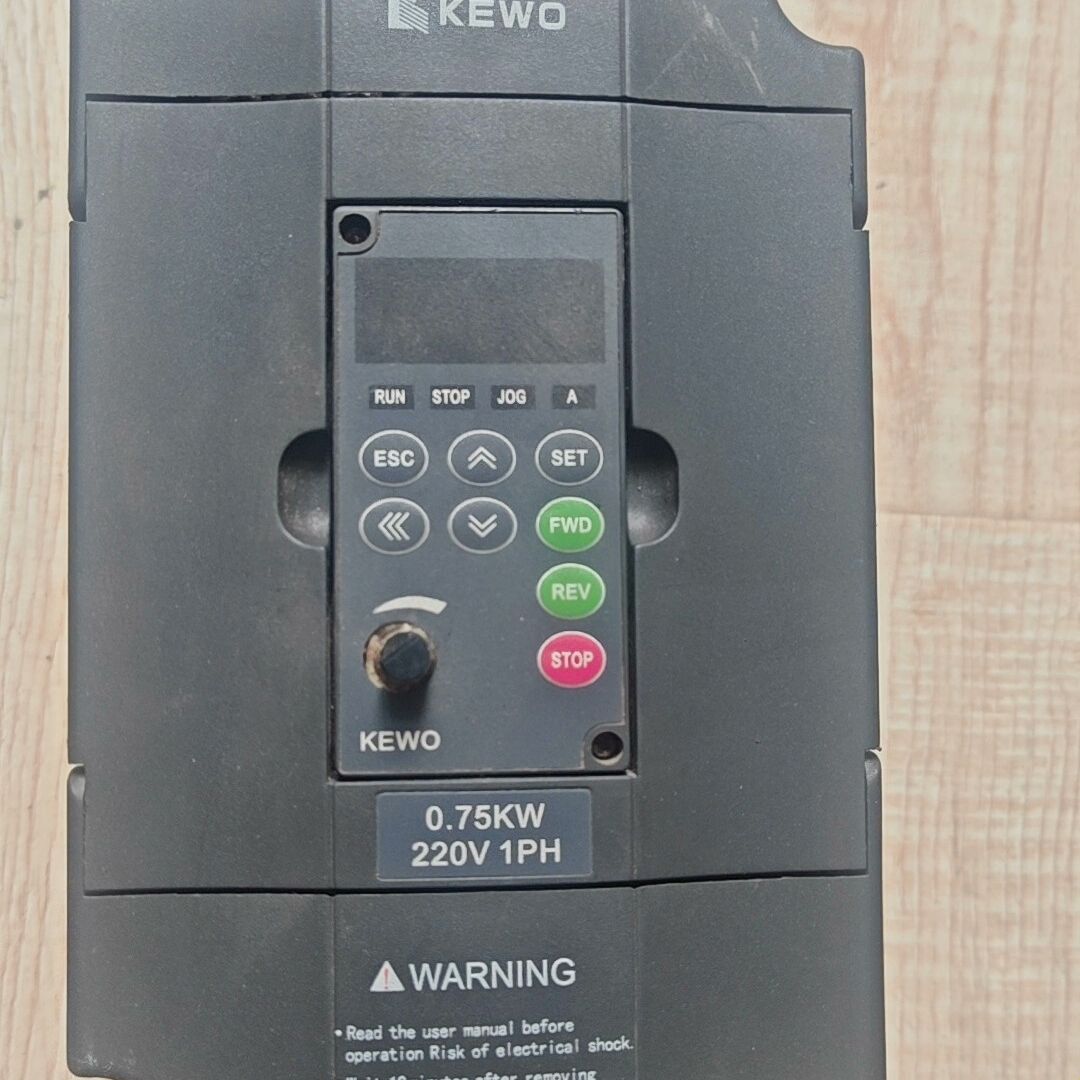 科沃0.75KW变频器。KVF600-2S0.75G-TX