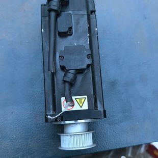 0.7 A334Z 汇川伺服电机MS1H1 75B30CB