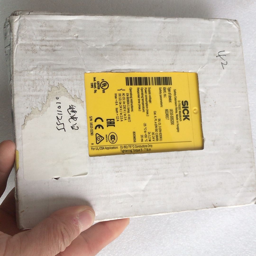 施克SICK 安全继电器UE10-30S2D0 60