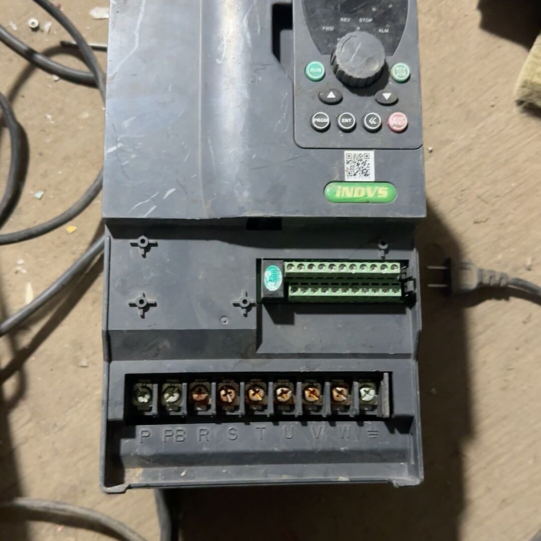 英捷思11kw。 Y500-X0110G3 11KW变频器一