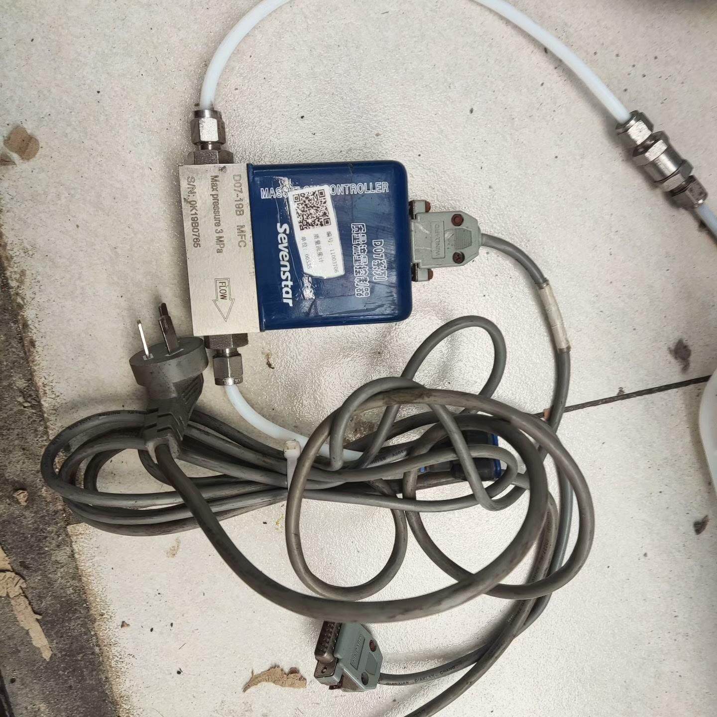 七星华创质量流量计 拆机 D07-19B  MFC