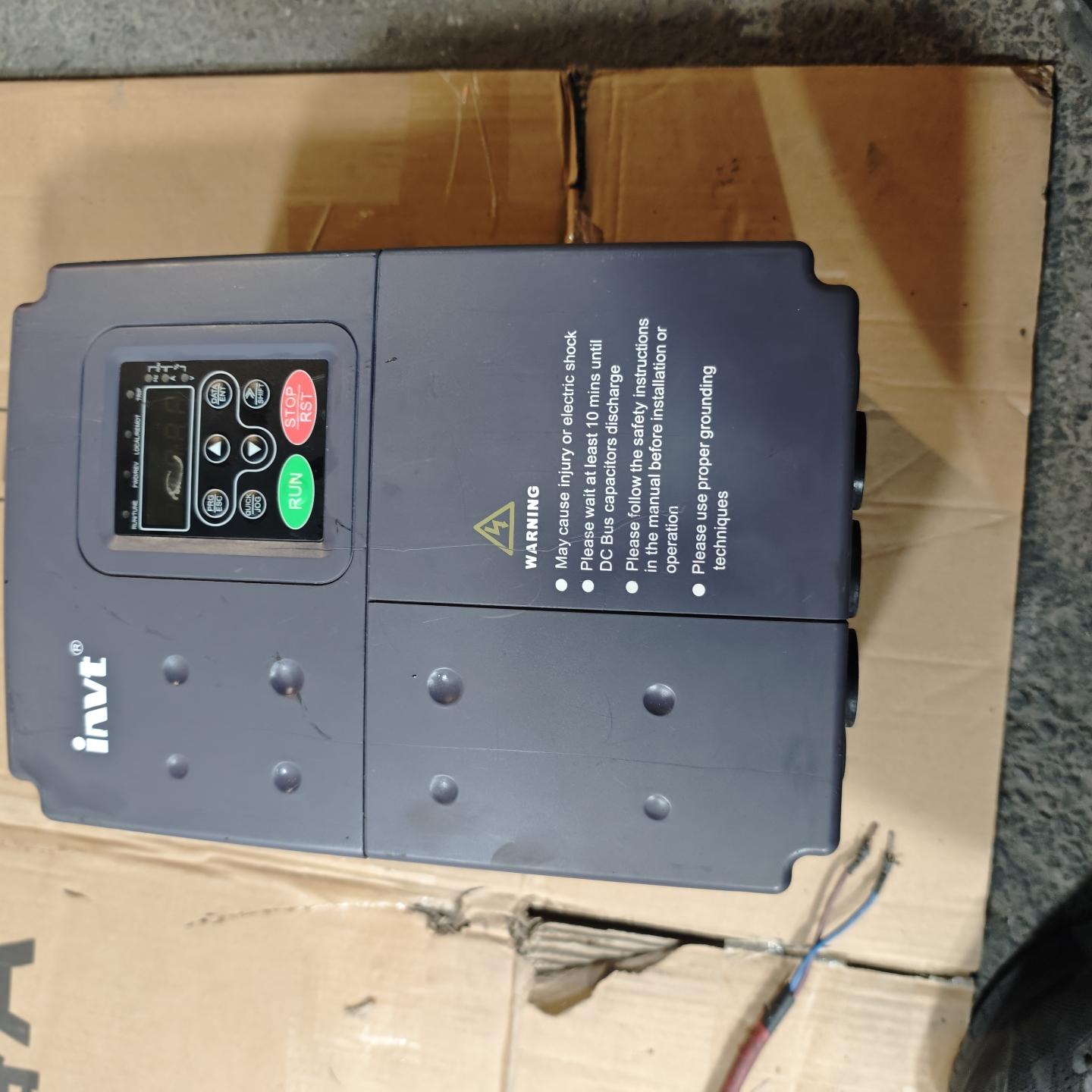 英威腾变频器 型号CHF100A-011G/015P-4 1