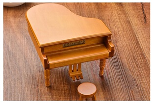 发条音乐盒八音盒仿真实木三角钢琴男女生日情人节礼品奖品