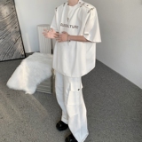 白色