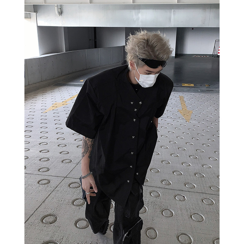 24夏季设计感金属铆钉垫肩交领短袖衬衫cs16-p95,男装T恤,电商B288
