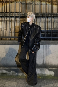 23秋冬男士液态金属飞机扣垫肩夹克亮面胸棉西服外套JK11-P125现图片