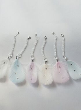 羽毛带钻挂饰秋冬皮草狐狸毛挂件卷形时尚新款水晶串珠子闪亮搭配