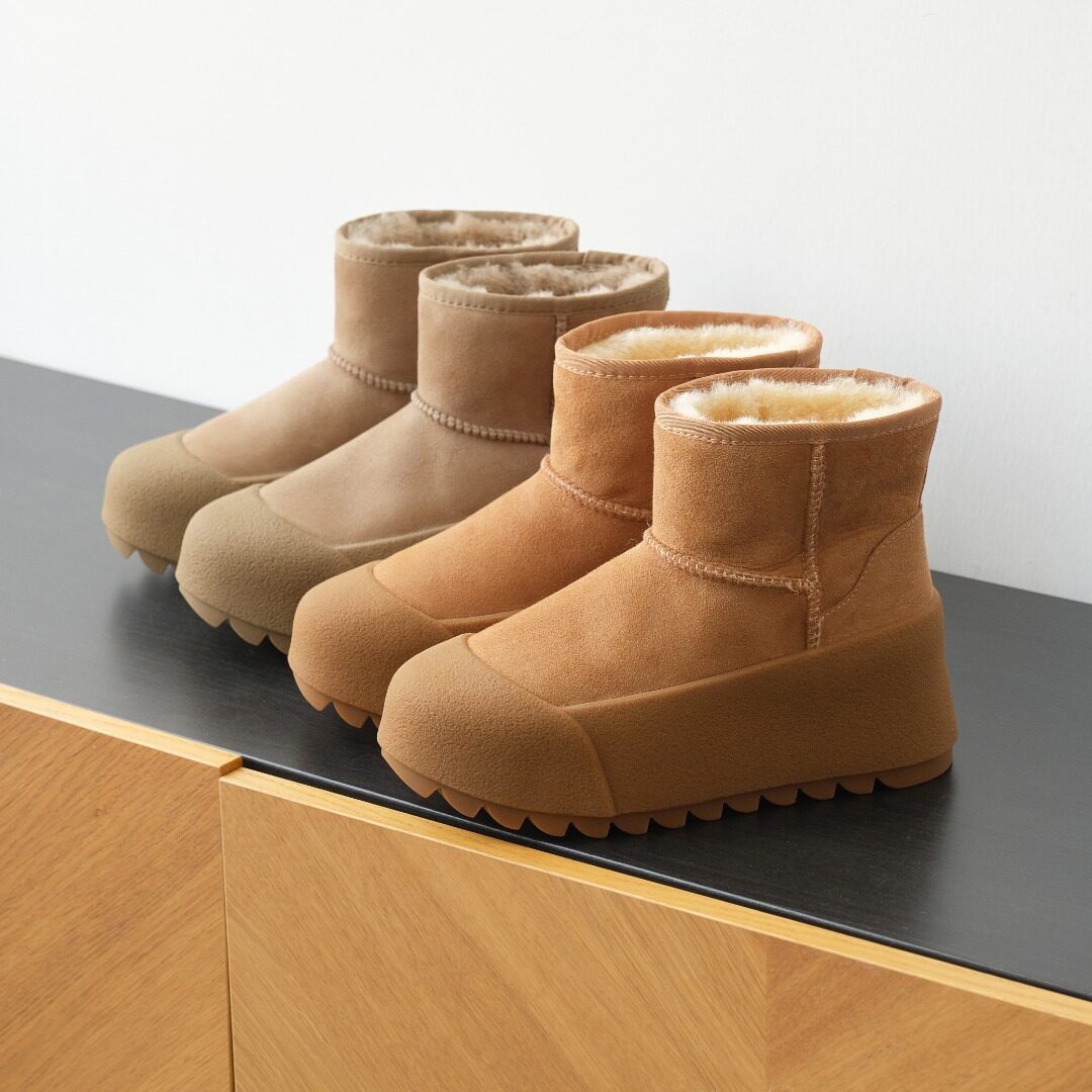 东北保暖羊皮毛一体厚底雪地靴女款2024新款冬季增高加厚加绒短靴