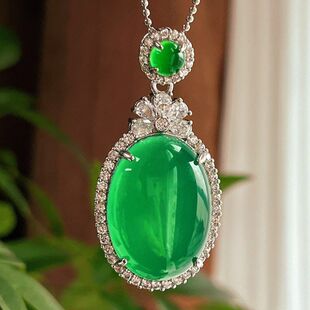 国风复古帝王绿天然起光玻璃种绿玉髓玛瑙吊坠阳绿满绿鸽子蛋吊坠