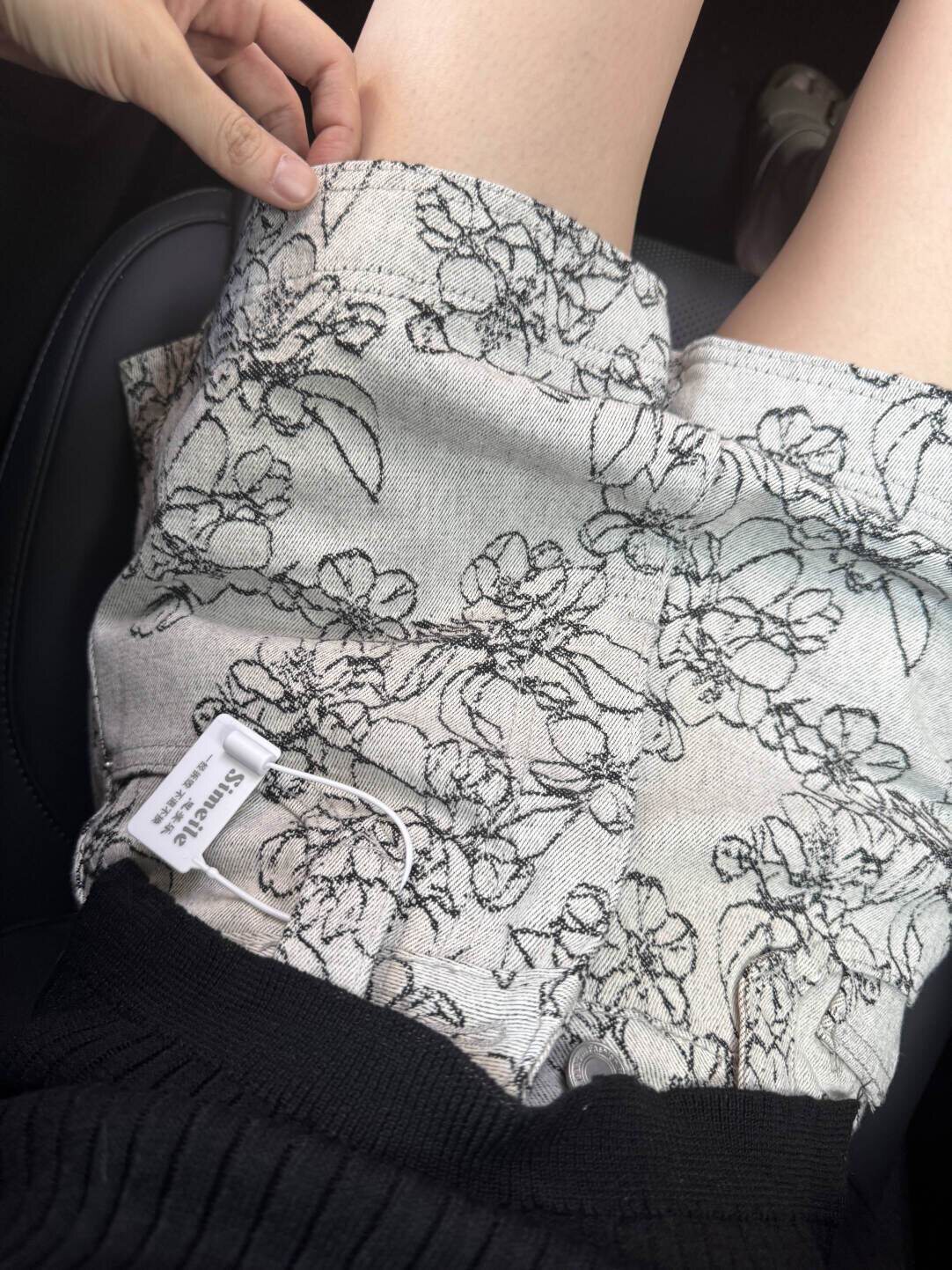 2025夏季新款女装花朵刺绣牛仔短裤女高腰显瘦超短裤辣妹a字热裤