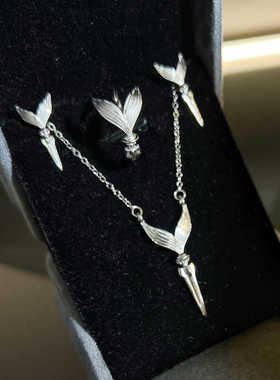 魅芽仙骨个性鱼尾标项链