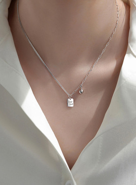 S925纯银幸运小方牌项链女简约时尚小众设计感潮流方形圆珠锁骨链