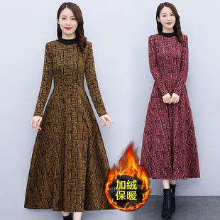 秋冬加绒连衣裙2025新款高端女装洋气妈妈装长款裙子保暖加厚冬裙