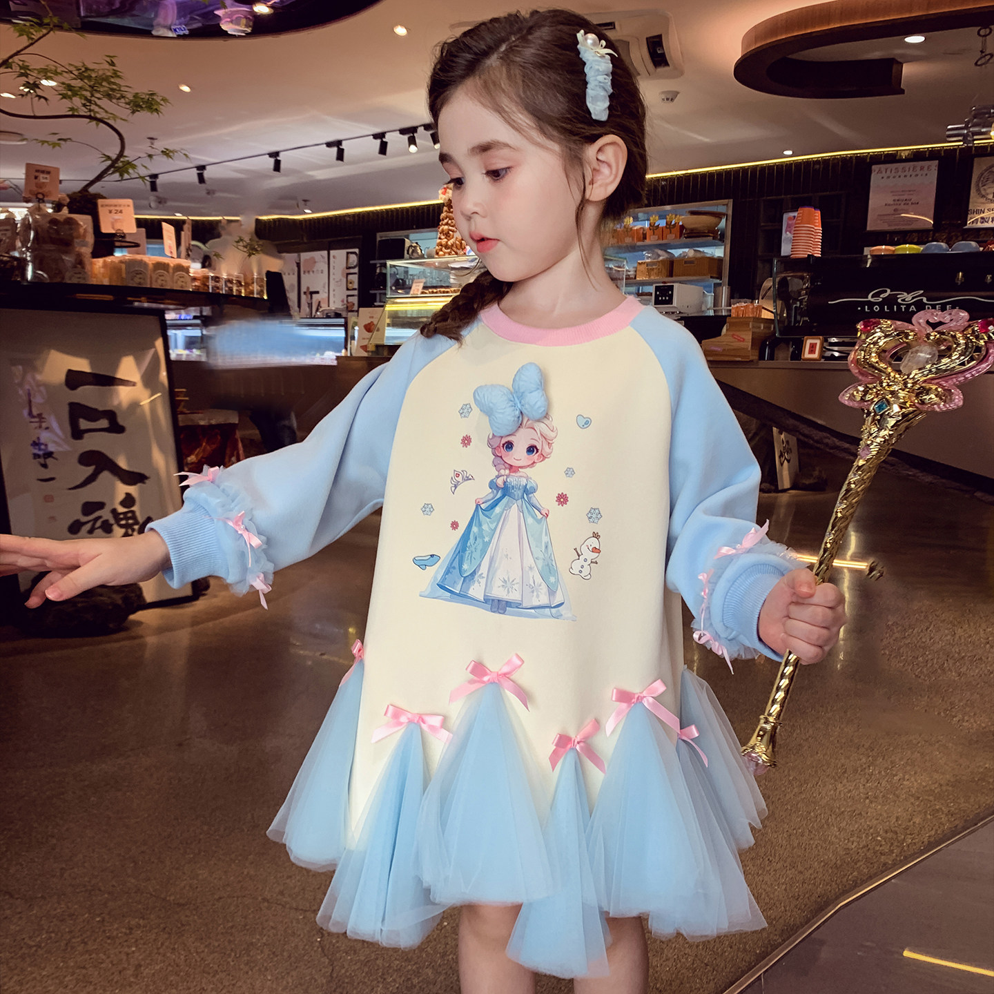女童秋装连衣裙2026新款女宝宝长袖卫衣裙圆领卡通可爱休闲儿童裙