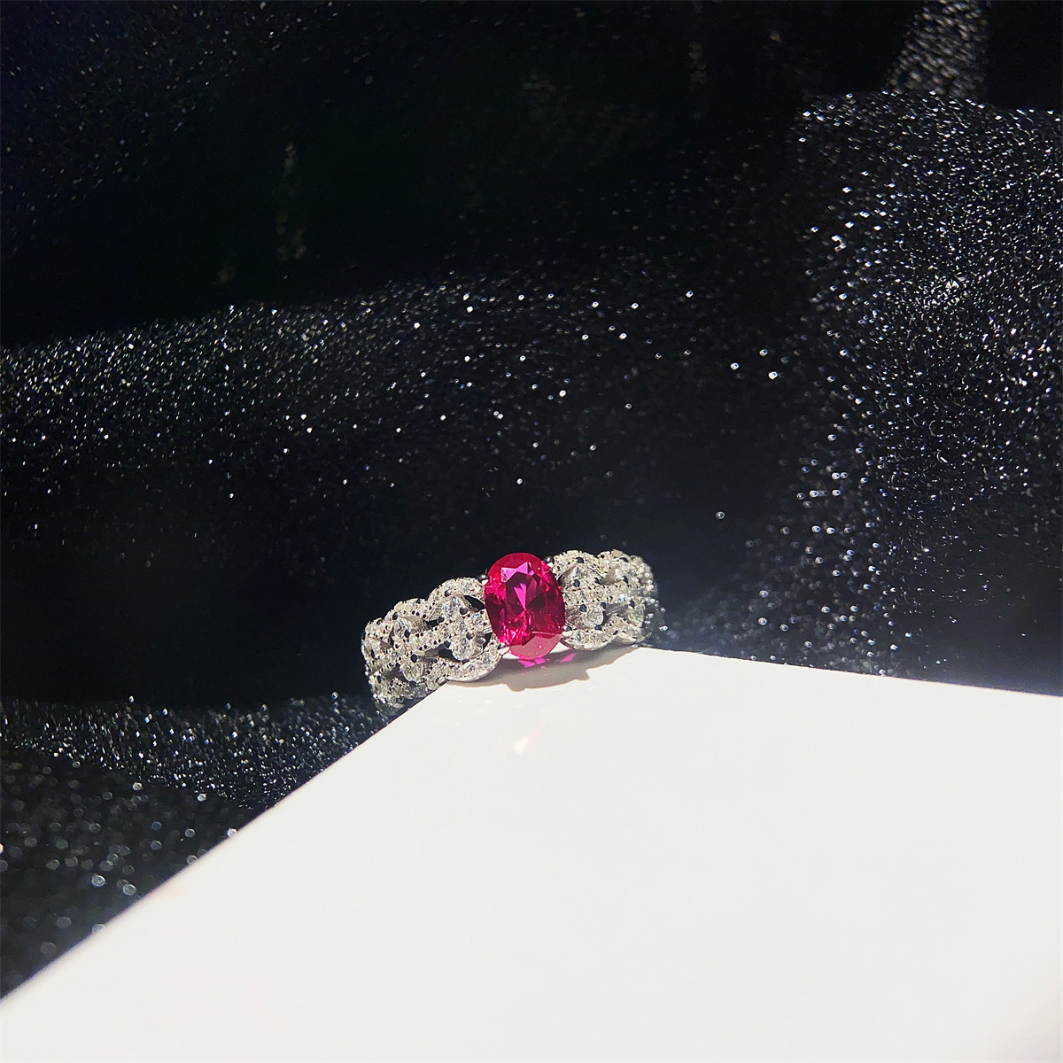 鸽子蛋红宝石戒指蕾丝925纯银轻奢80分丝绒感复古高碳钻指环婚礼,饰品/流行首饰/时尚饰品新,银饰戒指,淘宝优惠券,粉丝福利购,淘宝优惠卷