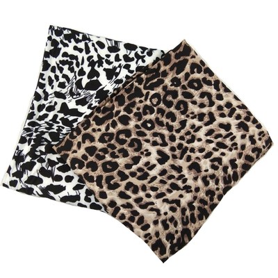 春时尚豹纹印花牛奶丝薄打底裤女