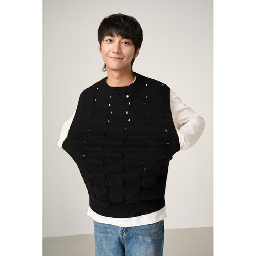 秋冬立体提花镂空宽肩针织背心