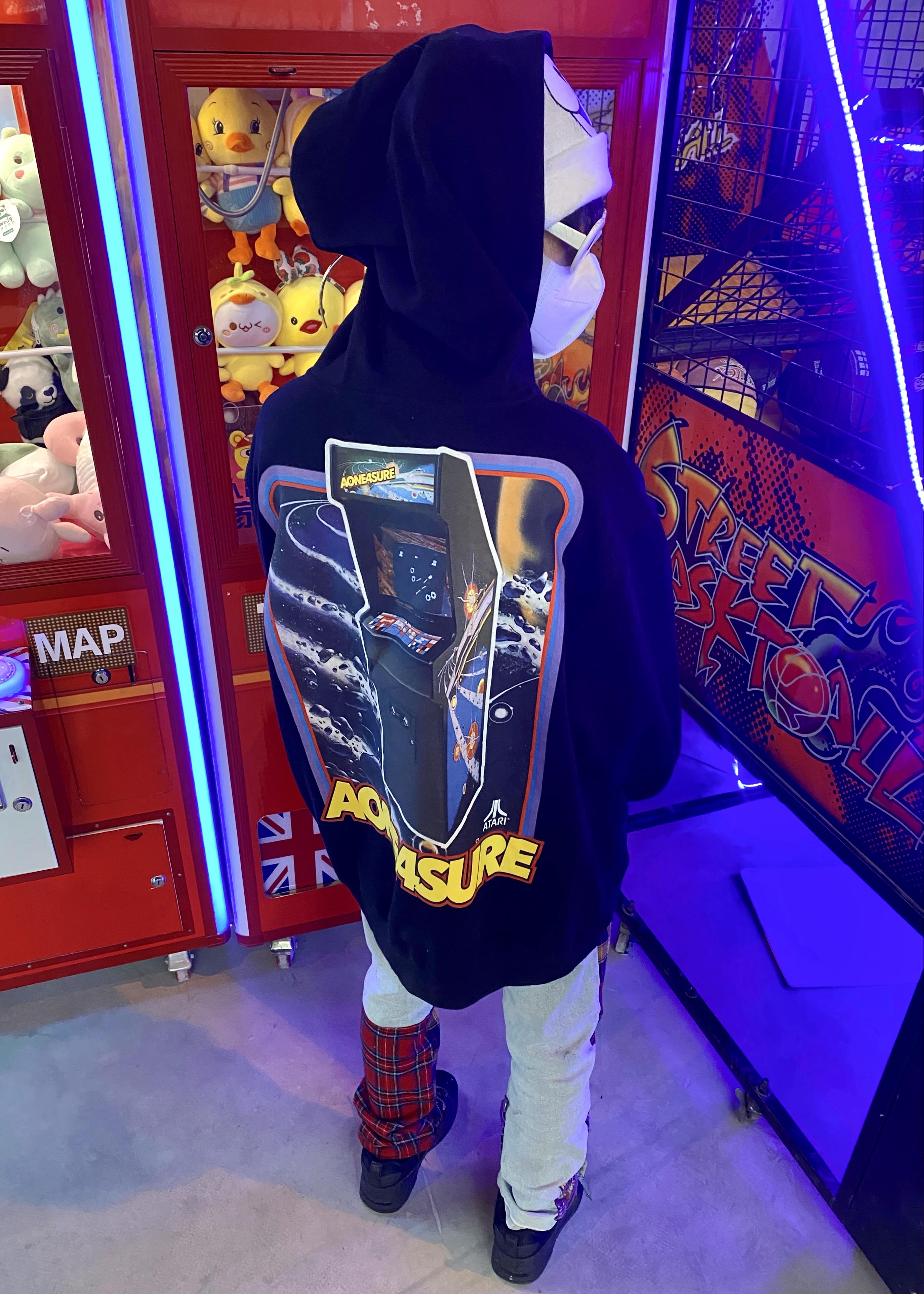 背面大印花百搭连帽卫衣