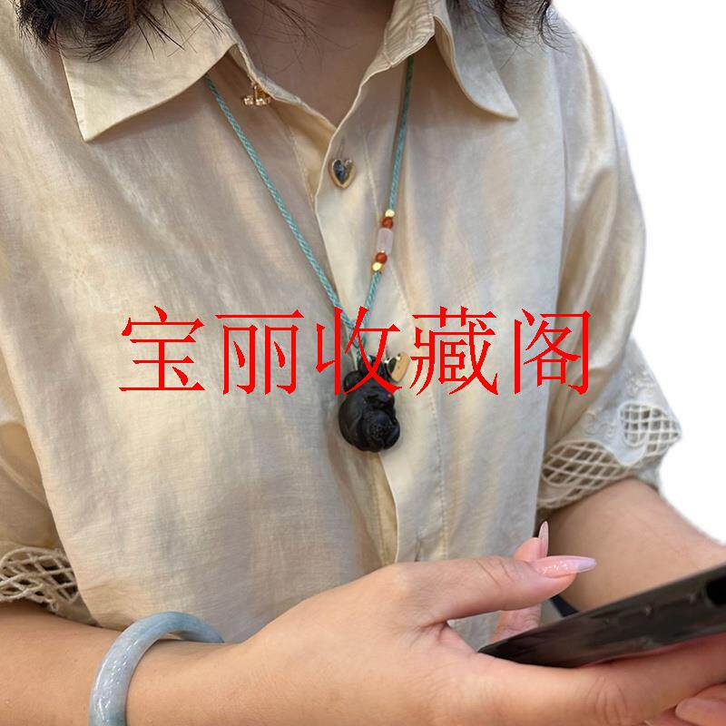 老料海南降真香雕刻九尾狐原创款吊坠沉香挂坠项链毛衣链女款处理