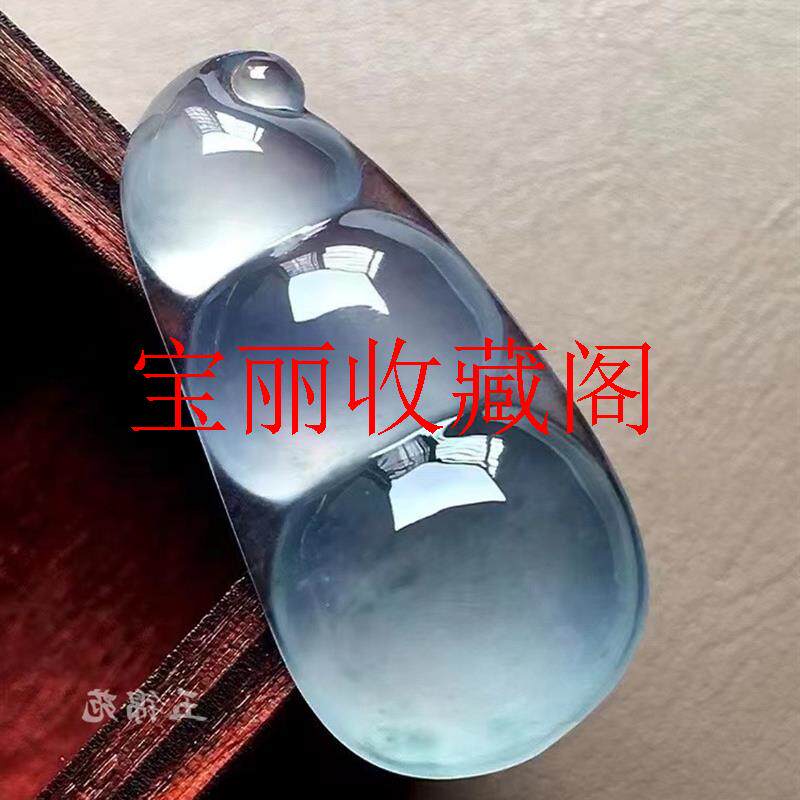 老坑冰种翡翠色四季豆吊坠缅甸白冰玉石福豆挂件玉坠子玉项链百搭