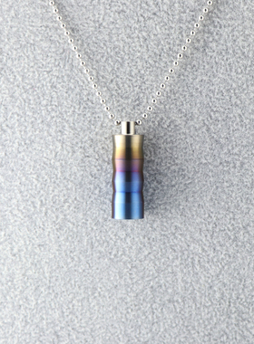 密封轻便装急救药药瓶便携迷你防水小药盒纯钛创意波纹收纳仓吊坠