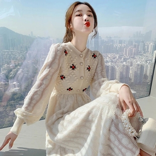 新款 欧洲站2025春装 超仙甜美过膝内搭毛衣裙减龄收腰刺绣连衣裙女