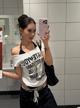 F383 美式做旧字母假两件露肩挂脖短袖夏季女修身显瘦短上衣T恤潮