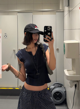 F383 美式复古圆领半排扣短袖T恤夏季女修身显瘦百搭短款上衣辣妹