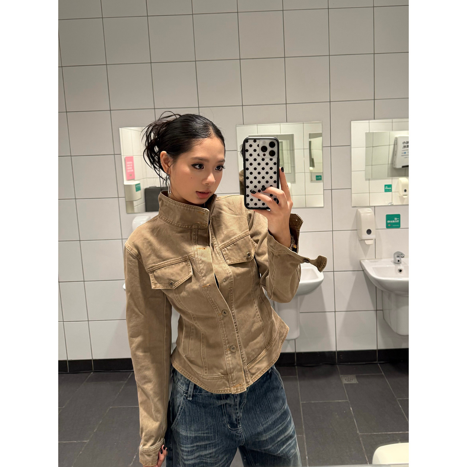 F383 美式复古酷飒风短款工装立领夹克女设计感纽扣显瘦百搭外套