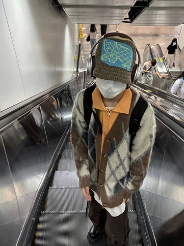 F383男女款针织菱格开衫外套