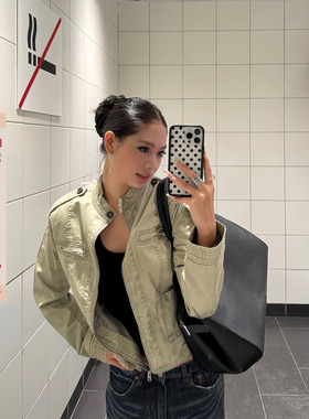 F383 美式复古立领做旧短款牛仔外套女早秋新款显瘦正肩夹克上衣