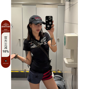 百搭显瘦街头修身 复古正肩V领字母印花短袖 上衣女夏 2025美式 F383