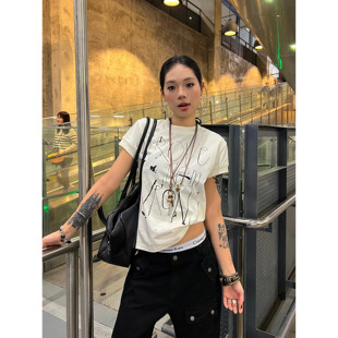 修身 F383 圆领正肩短袖 复古喷墨字母短款 显瘦百搭上衣女ins 美式