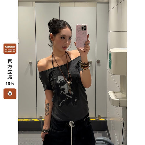【F383】辣妹人像字母印花短袖
