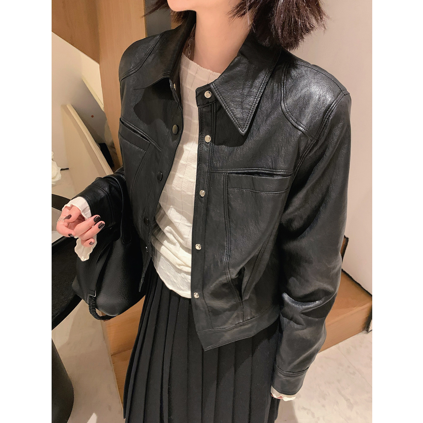 misslady皮衣外套女时髦哑光翻领单排扣短款显瘦复古自留夹克上衣