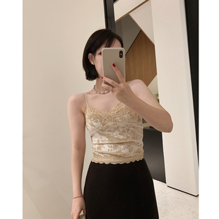 显瘦 内搭叠穿修身 misslady法式 复古秋冬带胸垫丝绒蕾丝边吊带衫