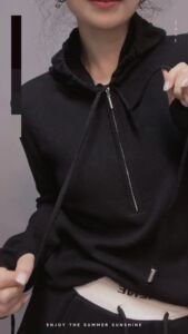 衣唯硕87218秋冬新款连帽拉链抽绳羊毛混纺修身针织衫打底衫女