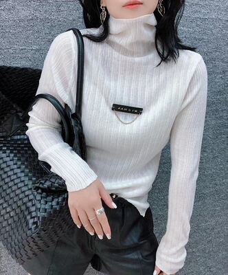 衣唯硕三七毛高领套头