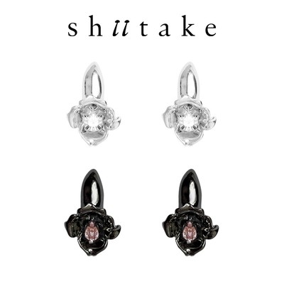 马蹄莲花蕊水滴钻耳钉