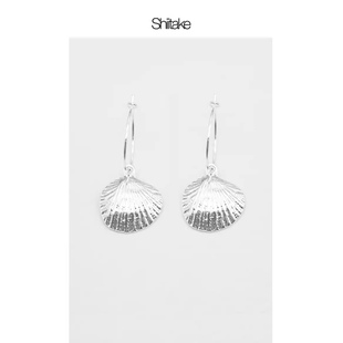 Shiitake诗塔克 金/银色贝壳形状耳环